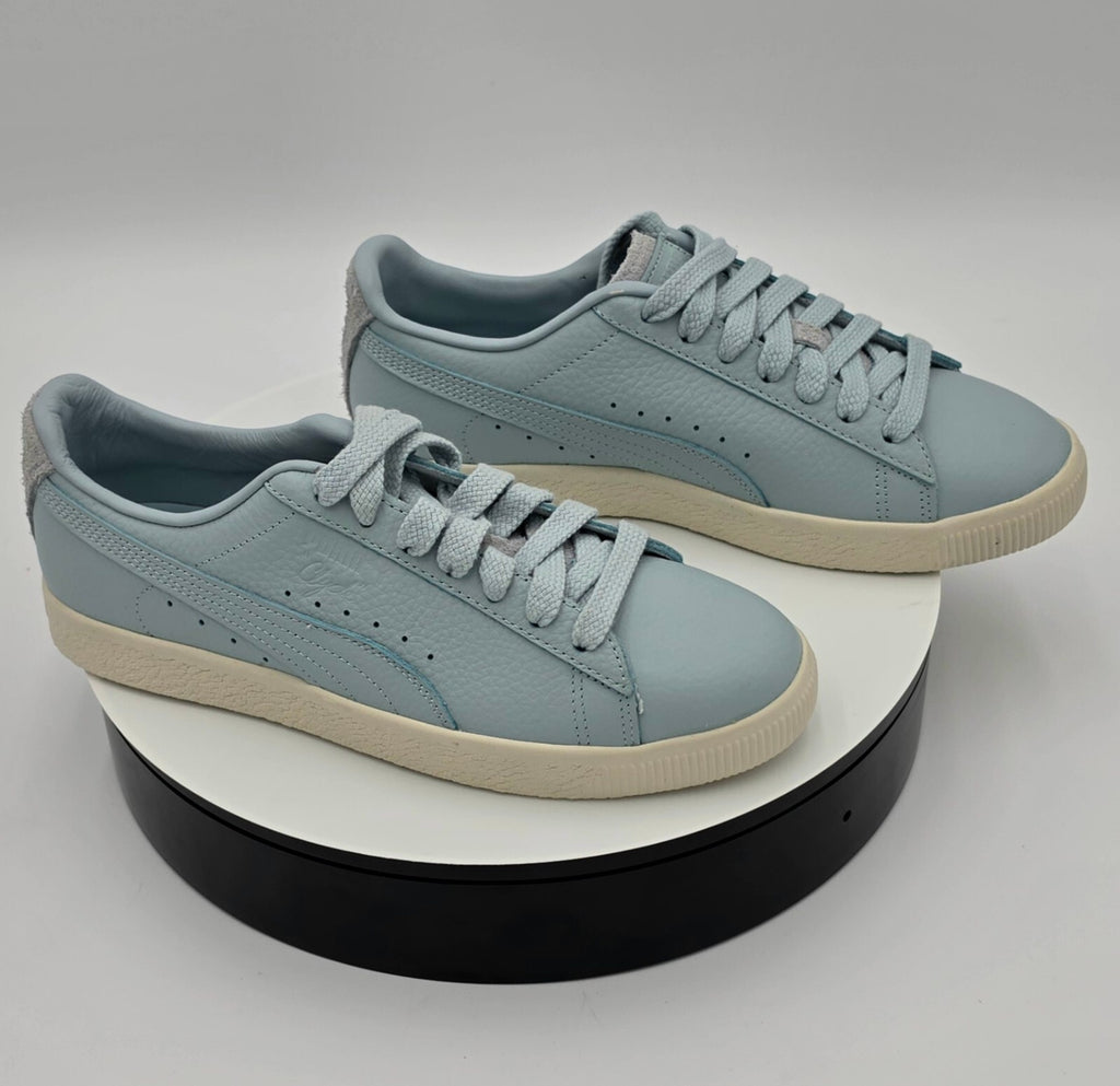 Puma Clyde Premium Frosted Dew Blue Leather Sneakers Mens Size US 8 NIB